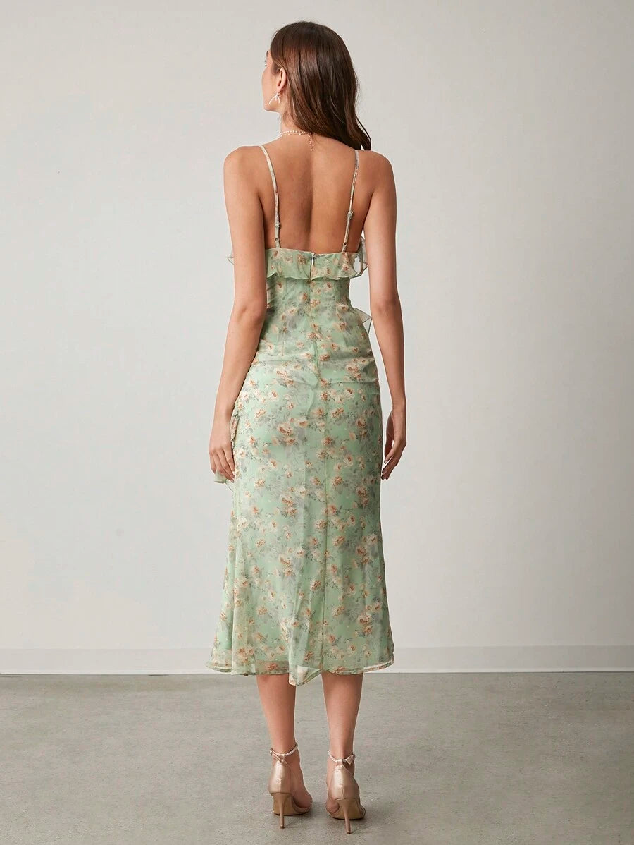 Vestido Longo com Alças Finas e Babados Florais