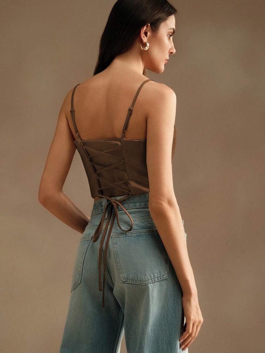 Regata Feminina Elegante Assimétrica com Alças Finas