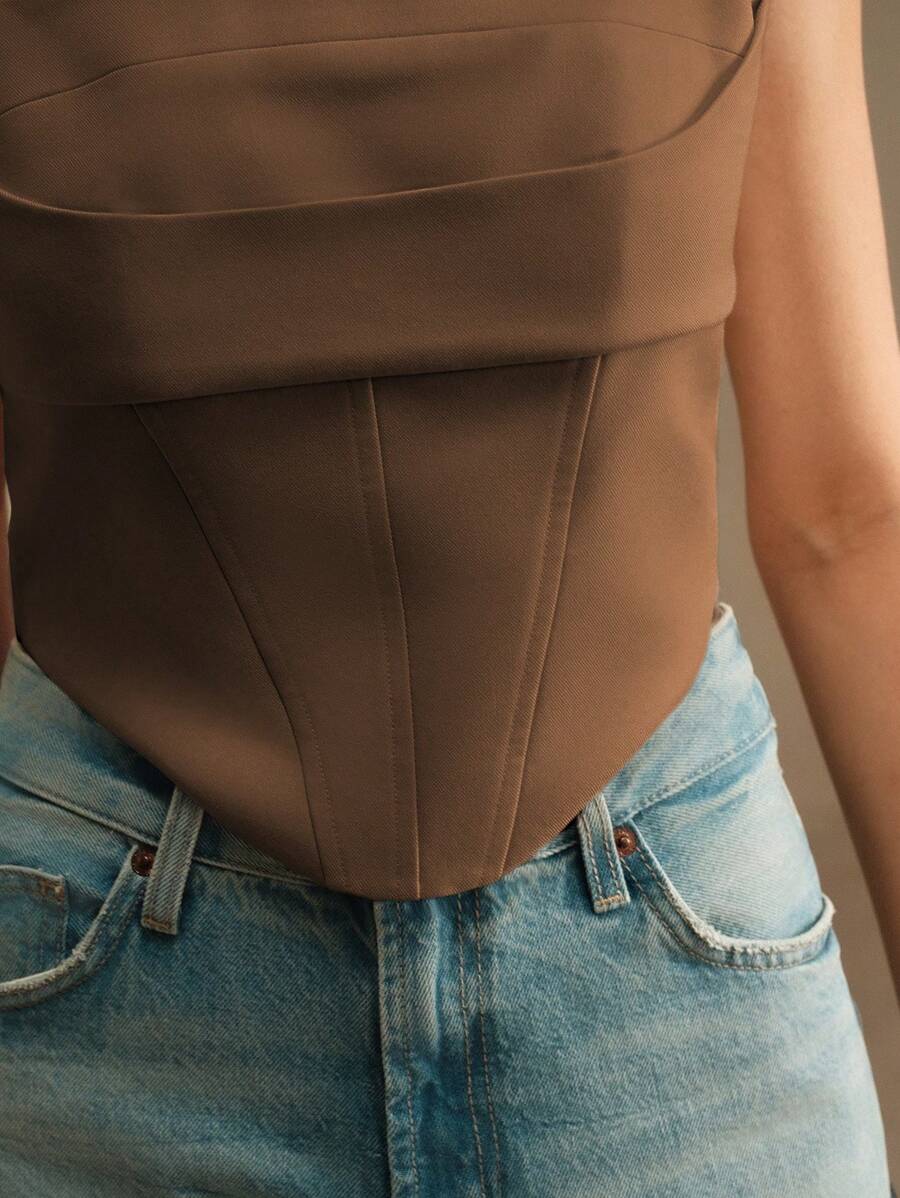 Regata Feminina Elegante Assimétrica com Alças Finas