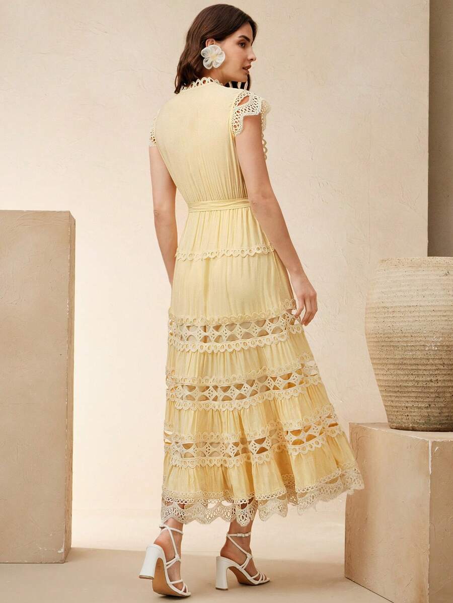 Vestido Helena - 50% OFF Oferta especial por tempo limitado.