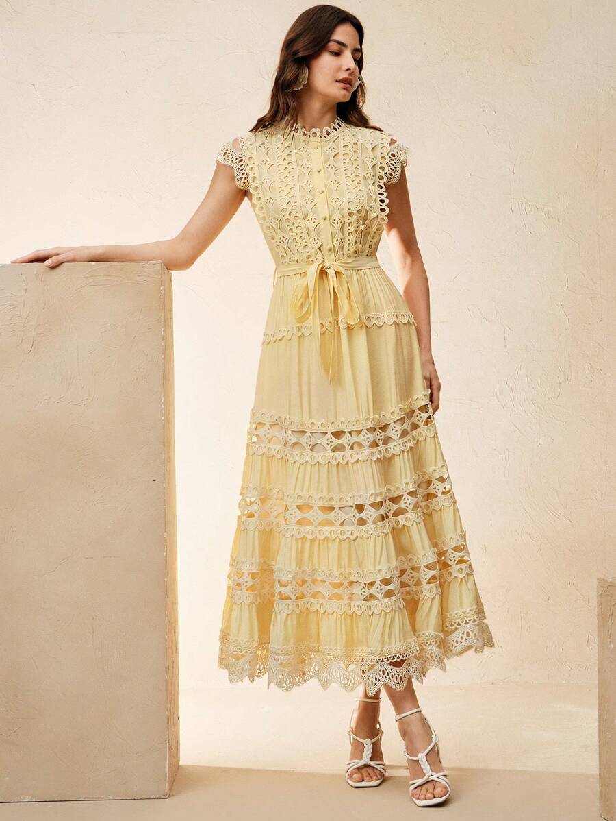 Vestido Helena - 50% OFF Oferta especial por tempo limitado.