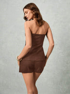 Conjunto Chic – 2 Peças com Top Bandeau e Mini Saia