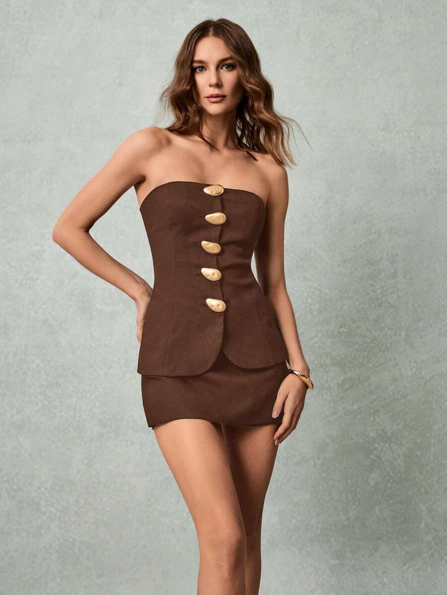 Conjunto Chic – 2 Peças com Top Bandeau e Mini Saia