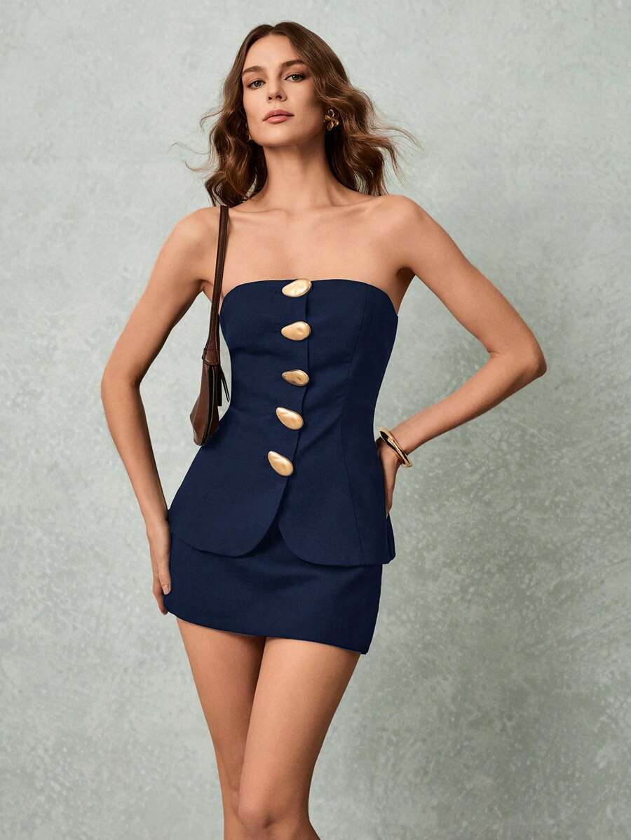 Conjunto Chic – 2 Peças com Top Bandeau e Mini Saia