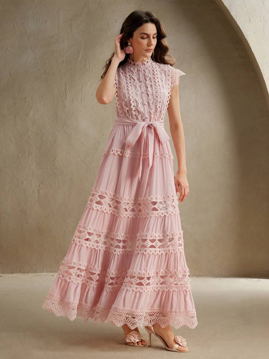 Vestido Helena - 50% OFF Oferta especial por tempo limitado.