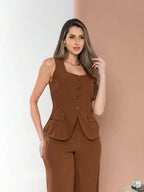 Conjunto de colete e calça Pantalona