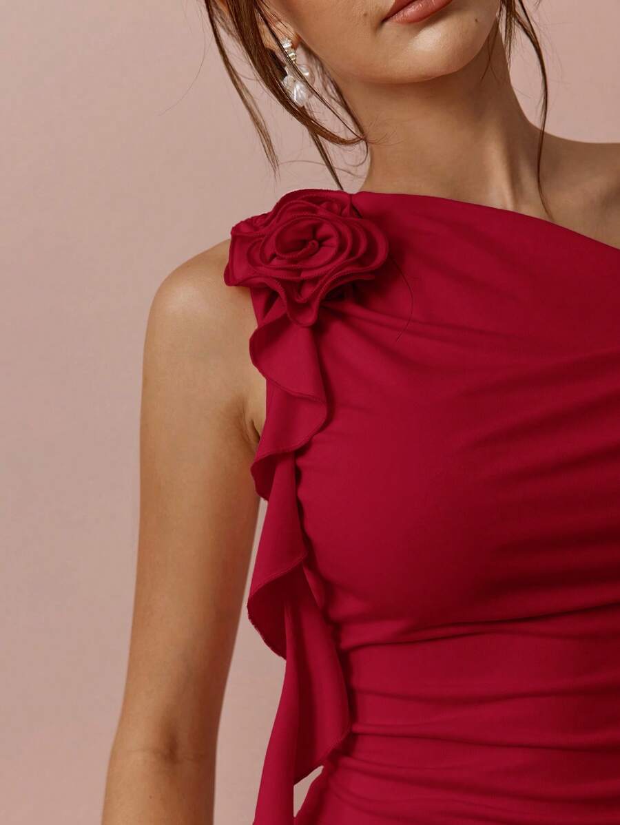 Top Assimétrico Feminino Romântico com Rosa 3D no Ombro