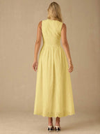 Vestido Longo Elegante com Decote em V Bordado e Cintura Ajustada