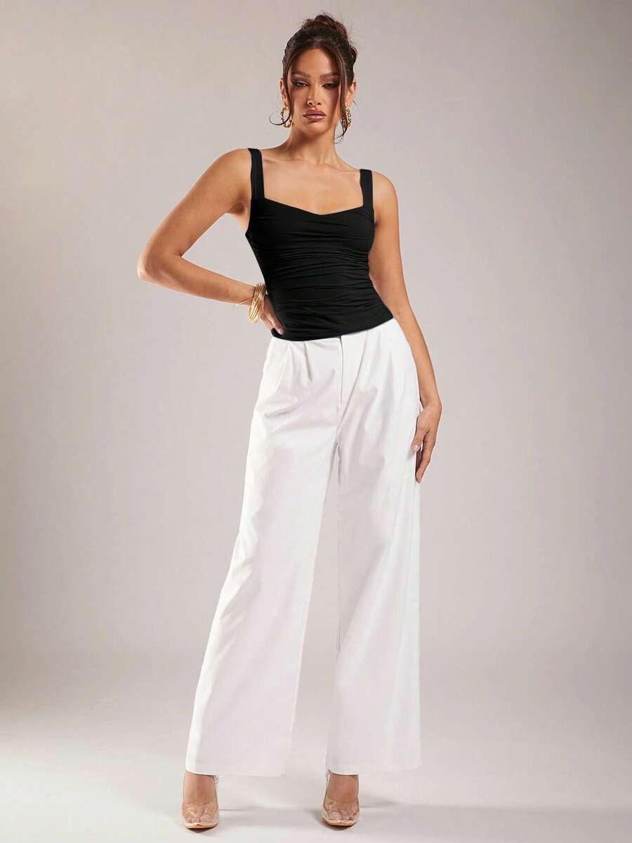 Regata Feminina Minimalista de Cor Sólida