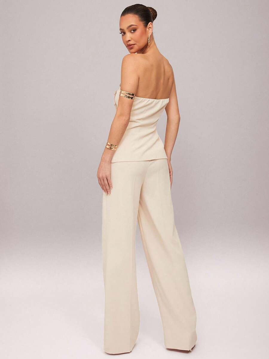 Conjunto Impacto com  Top Assimétrico sem Alça com Botão Metálico