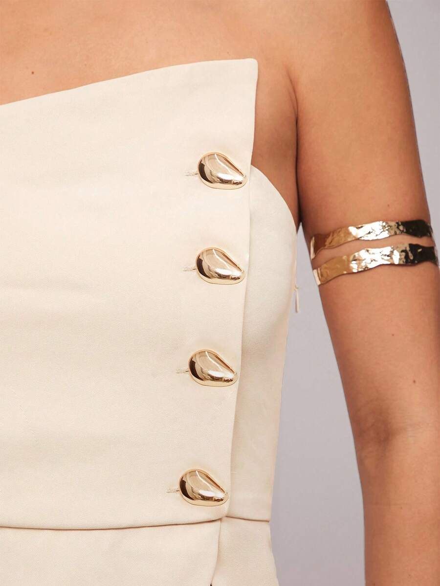 Conjunto Impacto com  Top Assimétrico sem Alça com Botão Metálico