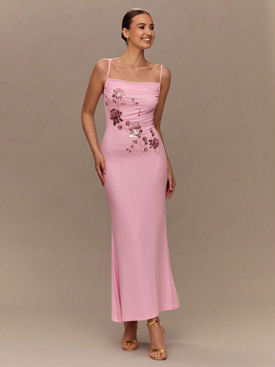 Vestido Longo Sereia com Alças Finas e Bordado em Tule