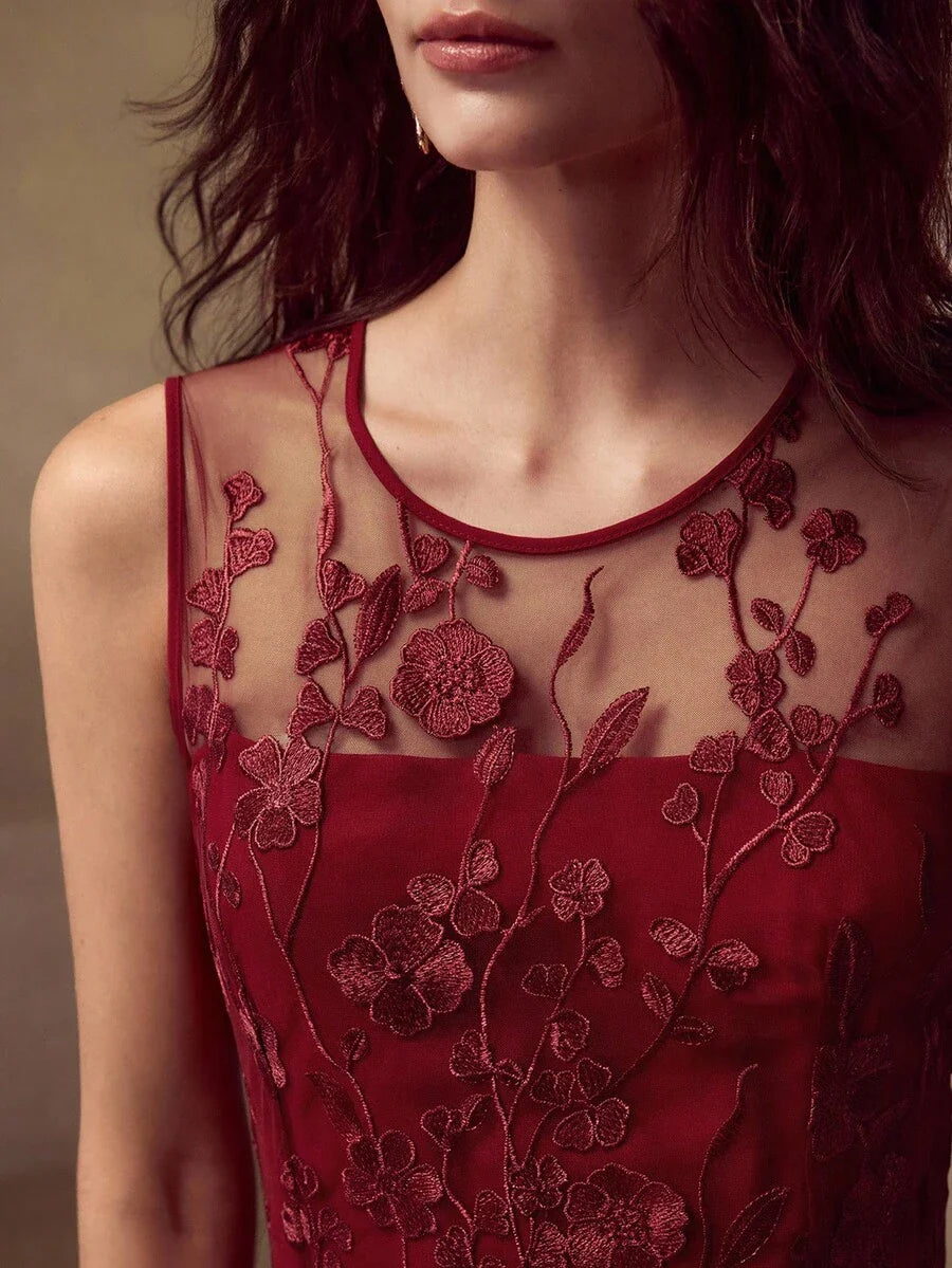 Vestido Floral Contorno