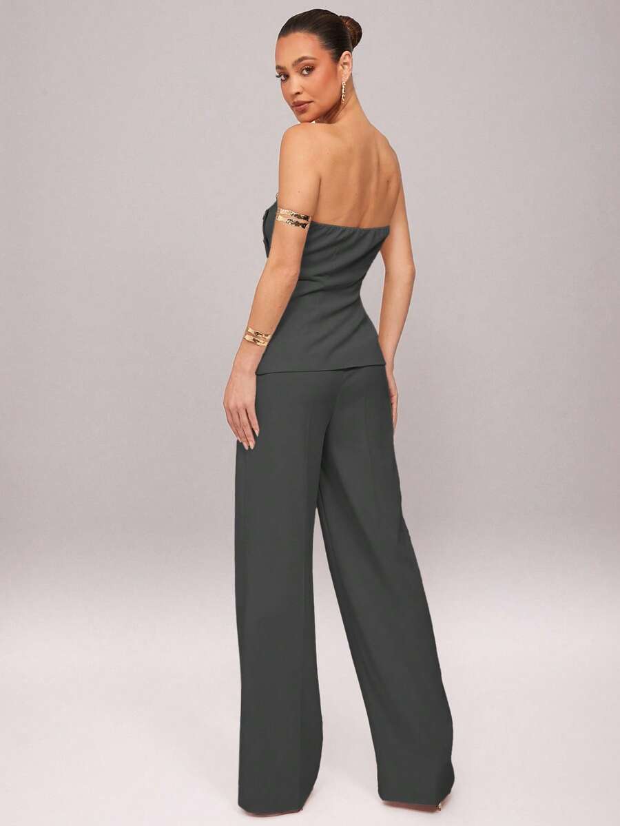 Conjunto Impacto com  Top Assimétrico sem Alça com Botão Metálico