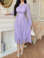 Vestido Elegante de Renda Vazada