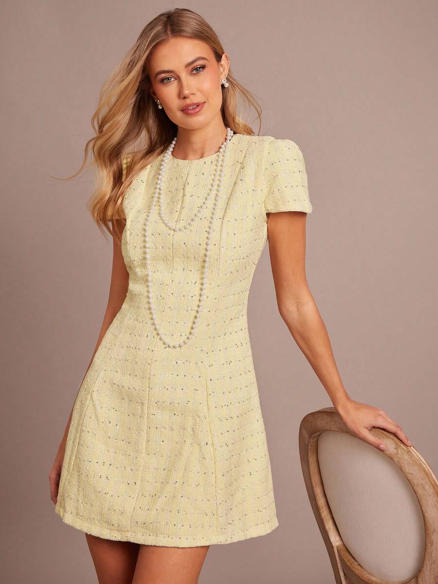 Vestido Curto Minimalista  Estilo Francês