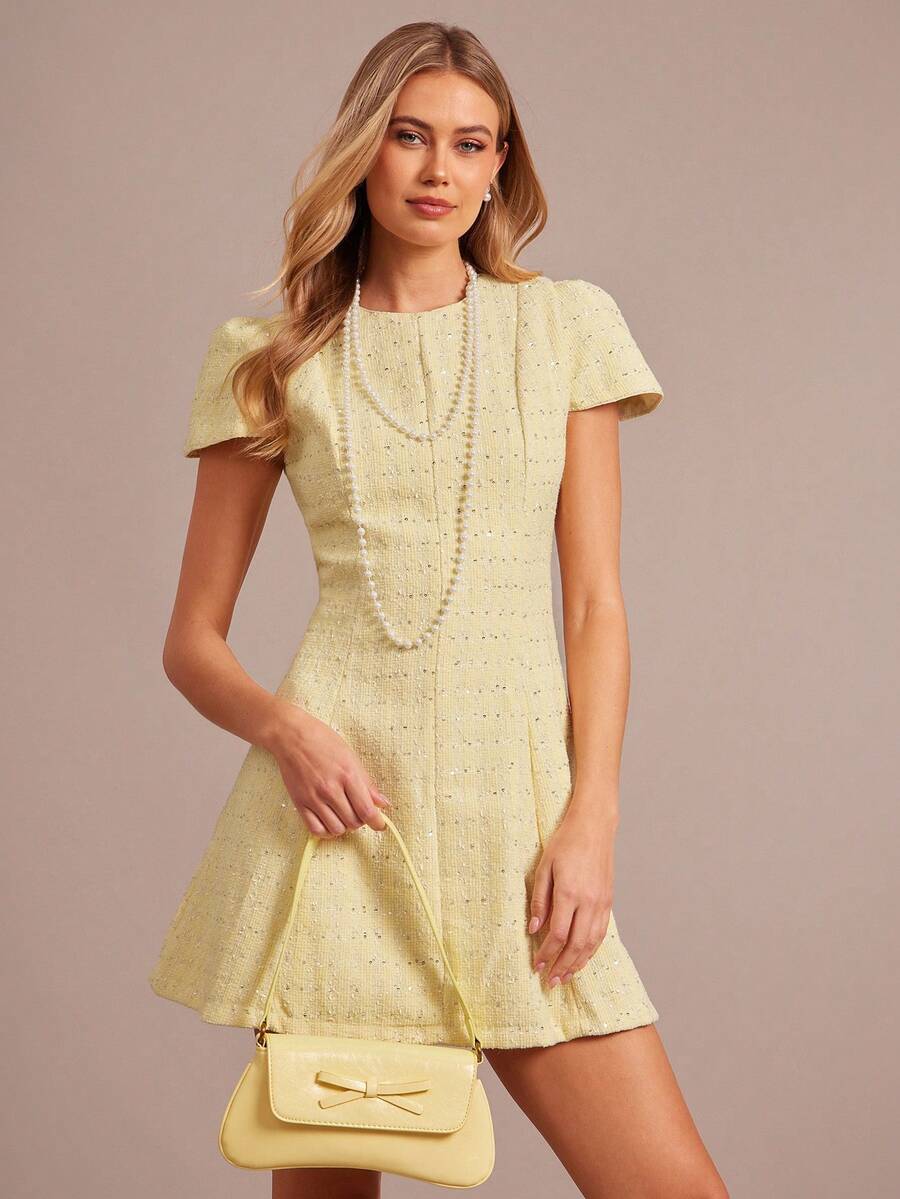 Vestido Curto Minimalista  Estilo Francês