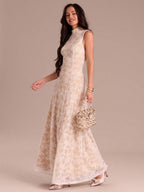 Vestido Longo Romântico em Renda Crochê Branca