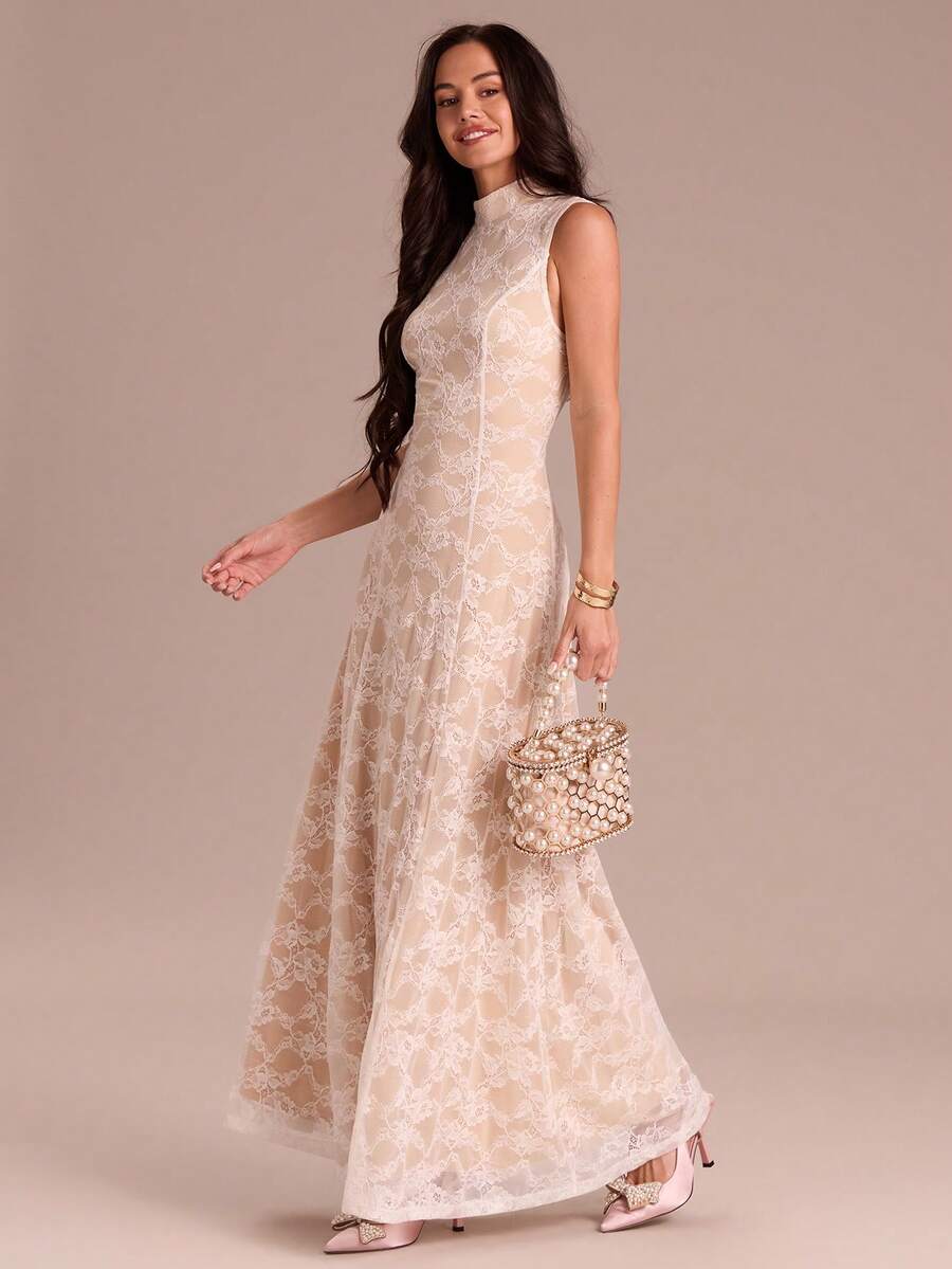 Vestido Longo Romântico em Renda Crochê Branca