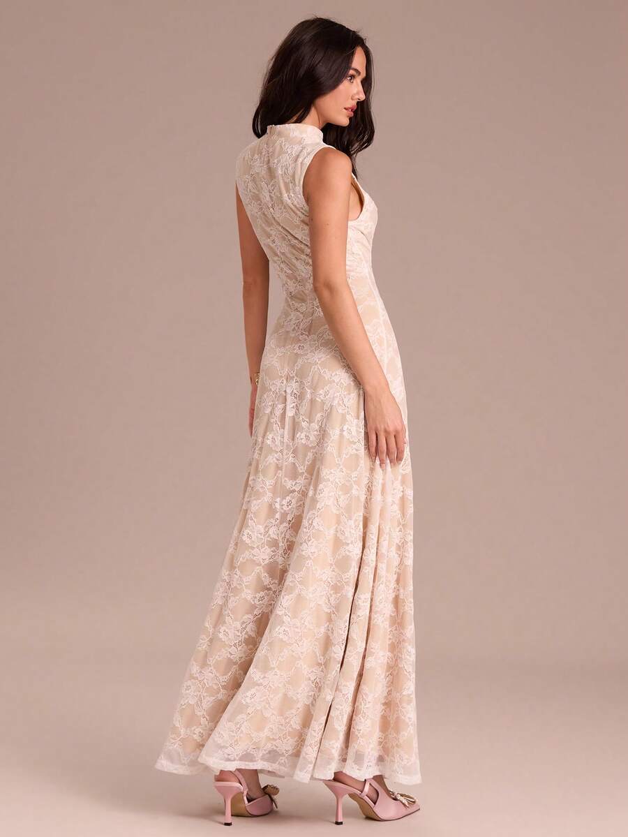 Vestido Longo Romântico em Renda Crochê Branca