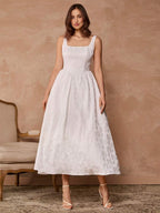 Vestido Longo Elegante A-Line com Decote Quadrado e Alças Finas