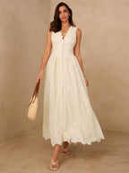 Vestido Longo Elegante com Decote em V Bordado e Cintura Ajustada