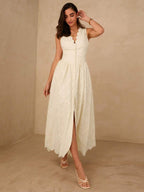 Vestido Longo Elegante com Decote em V Bordado e Cintura Ajustada