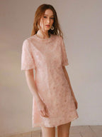 Vestido Mini Premium com Detalhes em Pérolas e Lantejoulas