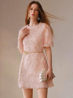 Vestido Mini Premium com Detalhes em Pérolas e Lantejoulas